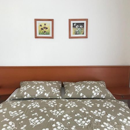 Lili Apartman Birdland Buekfuerdo ภายนอก รูปภาพ